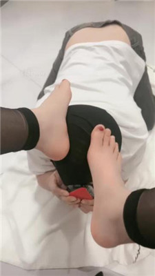 图片[10]-小原妈妈】黑丝高跟美腿诱惑/踩踏/提档/品尝脚趾