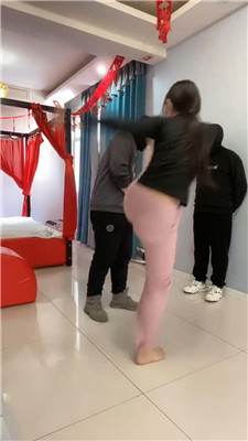 图片[3]-精神小妹】跆拳道妹妹真人靶训练