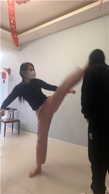 图片[16]-精神小妹】跆拳道妹妹真人靶训练