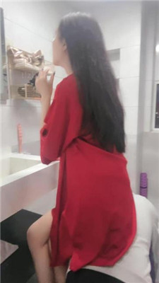 图片[3]-尤金女皇】过年家奴下跪伺候