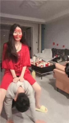 图片[2]-尤金女皇】过年家奴下跪伺候