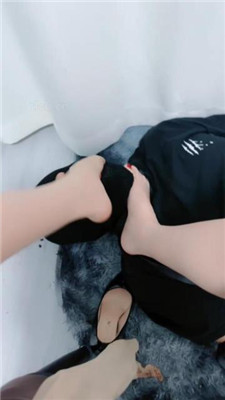 【腿腿祖宗】踩脚垫/肉丝脚狂舔/脚喂食_绳艺资料库