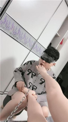 【贵妃女王】家奴裸足恋足舔_绳艺资料库