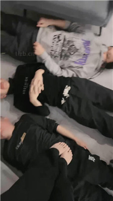 图片[12]_尤金女皇】模特S-骑狗背暴打三只下贱奴隶_HD绳艺资源网