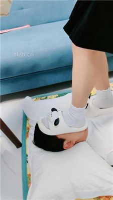 图片[5]_萌宝儿】贝壳头白棉袜-拖鞋-裸足全体重踩脸_HD绳艺资源网