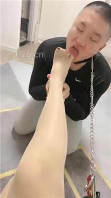 图片[18]_若冰】强制舔长靴/耳光/啃食丝袜脚/口水圣水