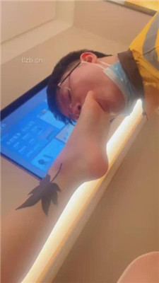 图片[6]_盖洛】惩罚迟到的外卖员-短靴原味黑棉袜_HD绳艺资源网