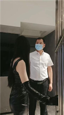 【昭玥】刑虐兄弟奴-鞭打/囚禁狗笼/高跟踩踏/掐乳_绳艺套路直播视频资源网